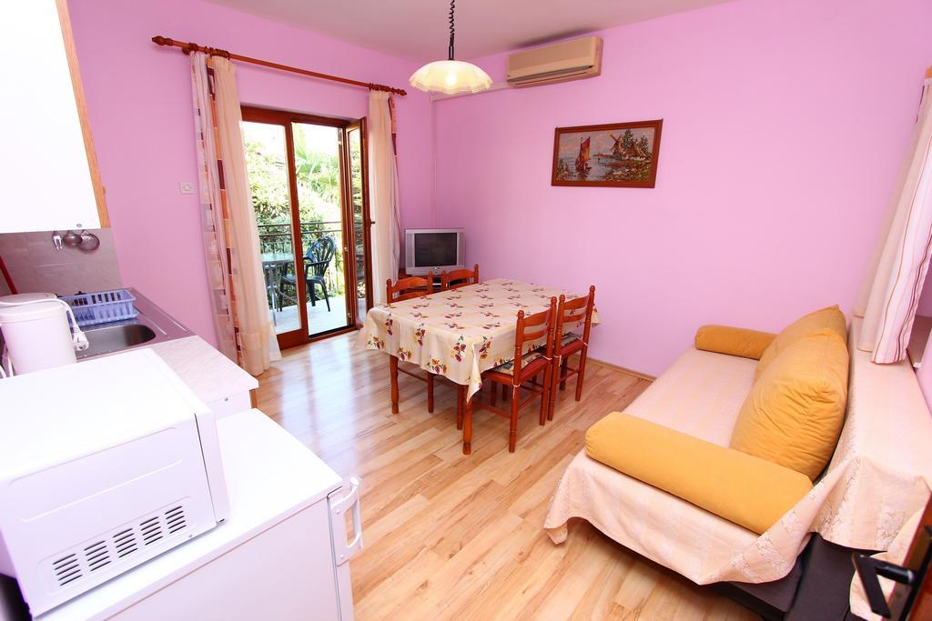 Apartments Antolovic Ровінь Номер фото