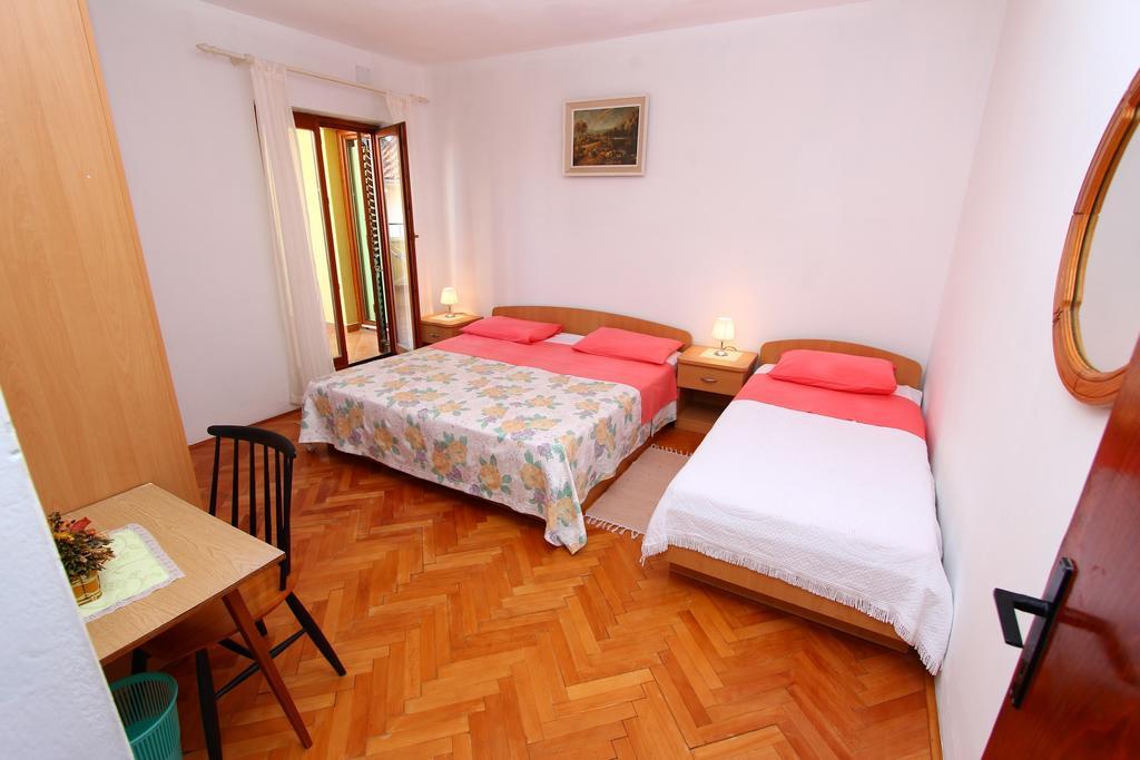 Apartments Antolovic Ровінь Номер фото