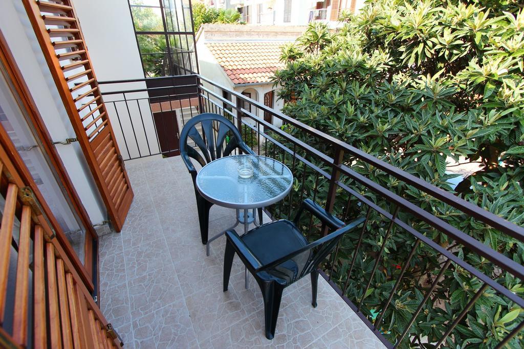 Apartments Antolovic Ровінь Номер фото