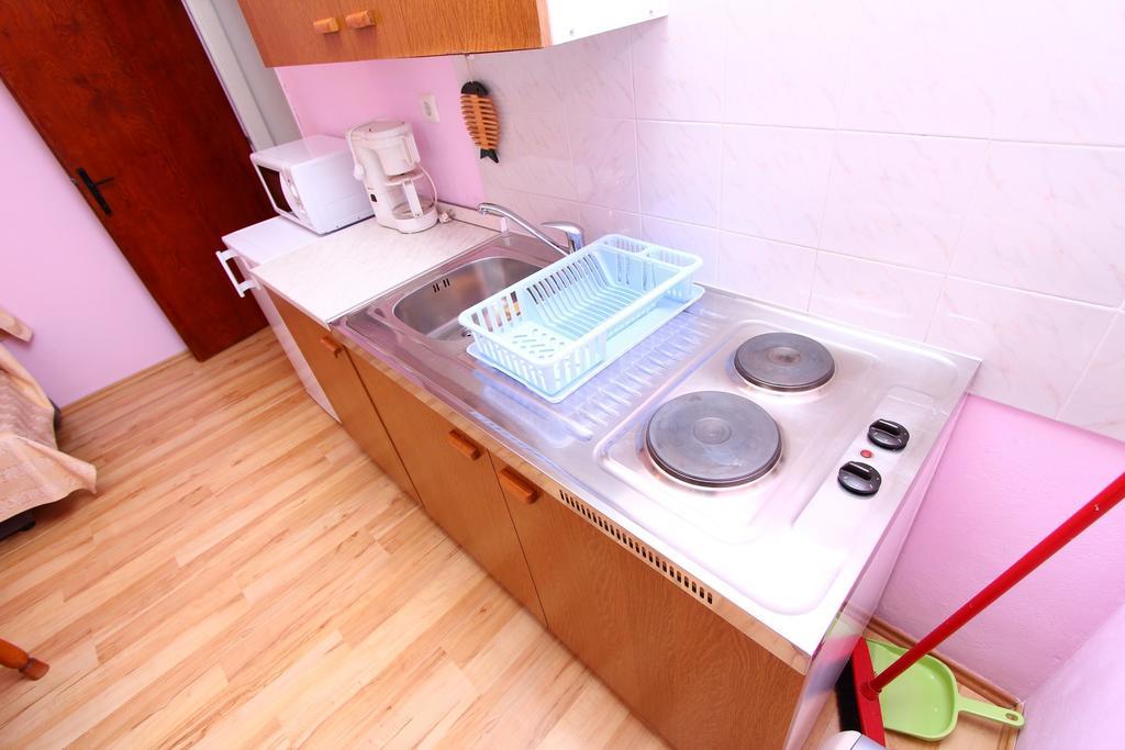 Apartments Antolovic Ровінь Номер фото